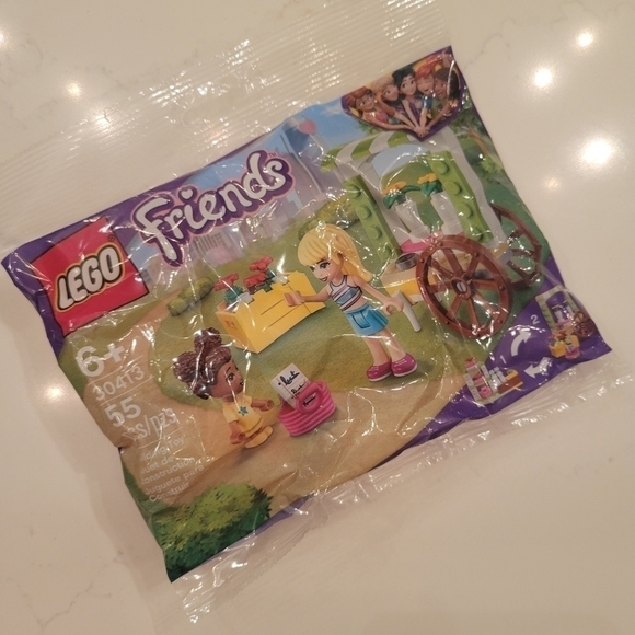 NEW Lego Friends Flower Cart Polybag Set 30413 Minifigure Purple Pink Yellow - Picture 2 of 3